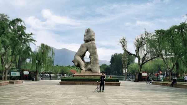 北京科汇配资 五月，东湖公园的诗画之景
